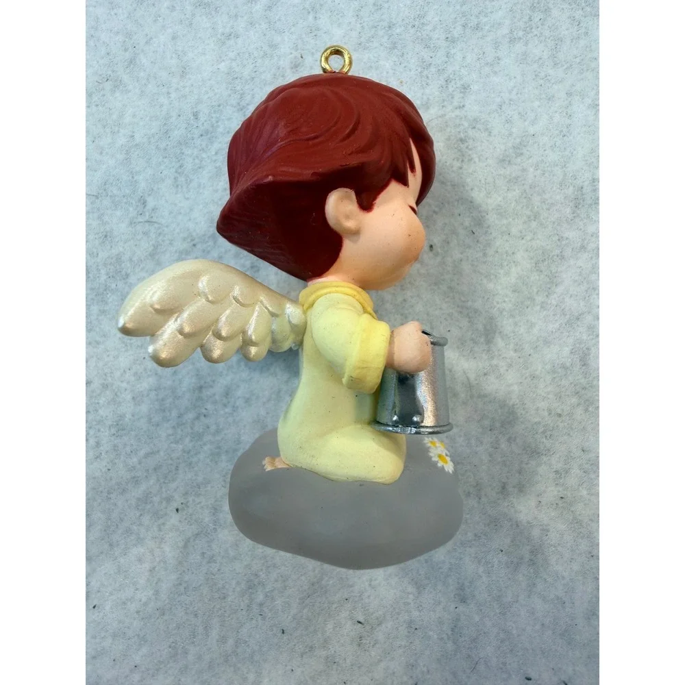 Hallmark Keepsake Ornament Mary's Angels Daisy 10th in Series Mary Hamilton 1997